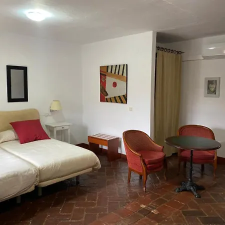 Monasterio De Rocamador Lantställe Almendral