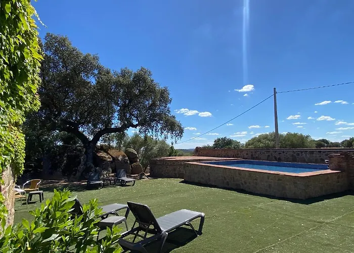 Monasterio De Rocamador Almendral