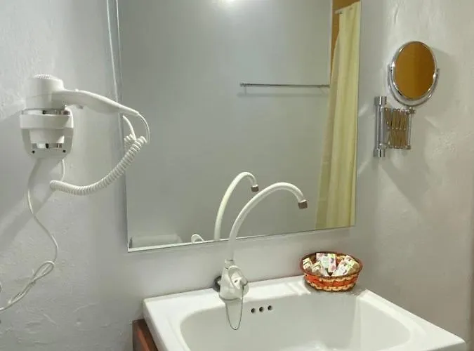 Летний дом Monasterio De Rocamador Almendral