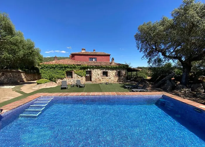 Monasterio De Rocamador Almendral